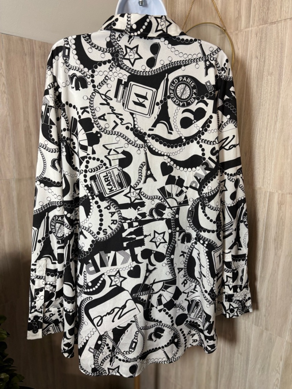 Karl Lagerfeld Black & White Graphic Button-Front Jacket - Picture 2 of 9